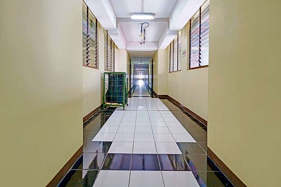 OYO Life 92978 Apartement Gateway Cicadas By Az Pro