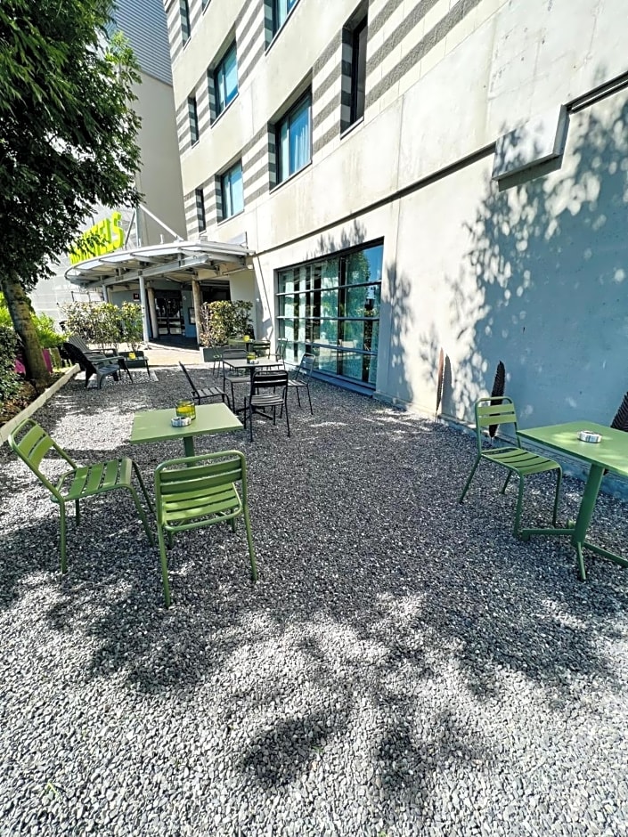 B&B HOTEL Calais Terminal Cité Europe 4 étoiles