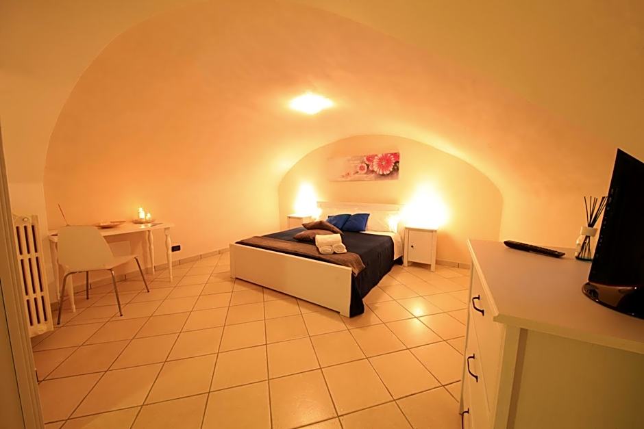 Photo 1 of 6 of Double Room