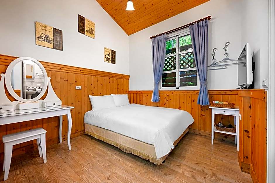 Aurora Villa