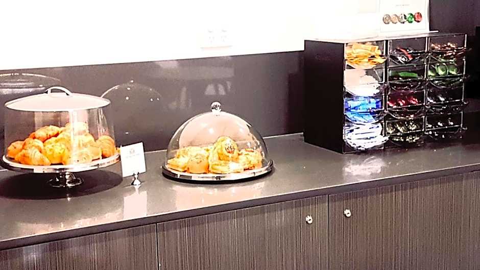 Value Suites Green Square