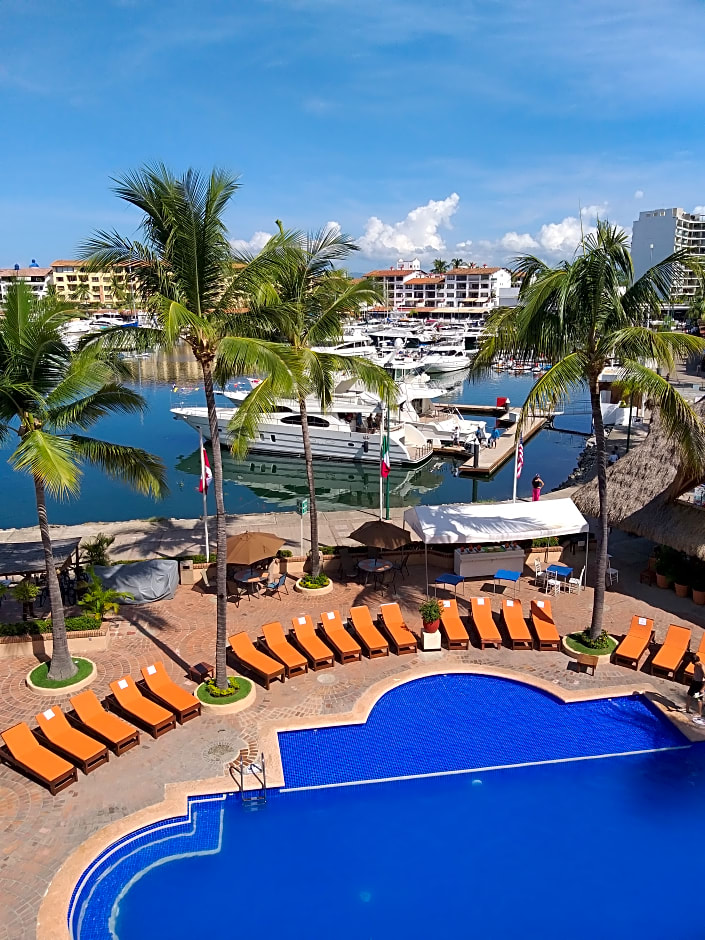 Flamingo Vallarta Hotel & Marina