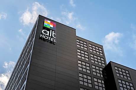 Alt Hotel Calgary East Village
