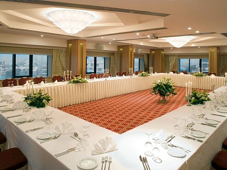 Movenpick Hotel Izmir