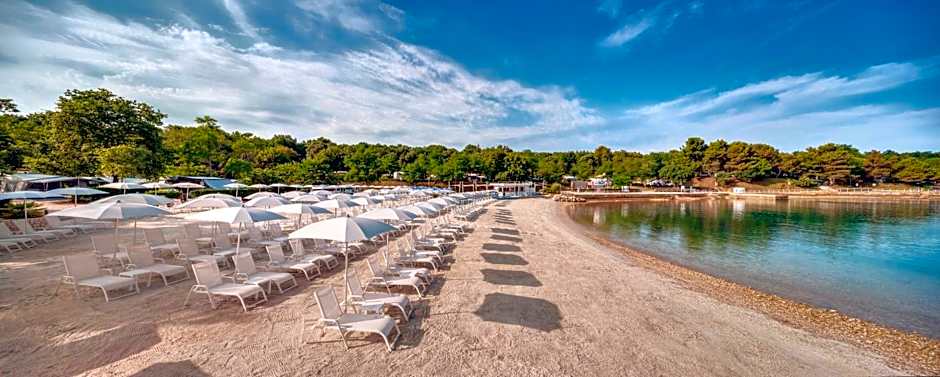 Mobilhome Victoria Camping Lanterna