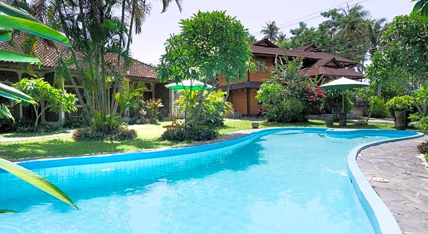 Hotel Besar Bulan Baru