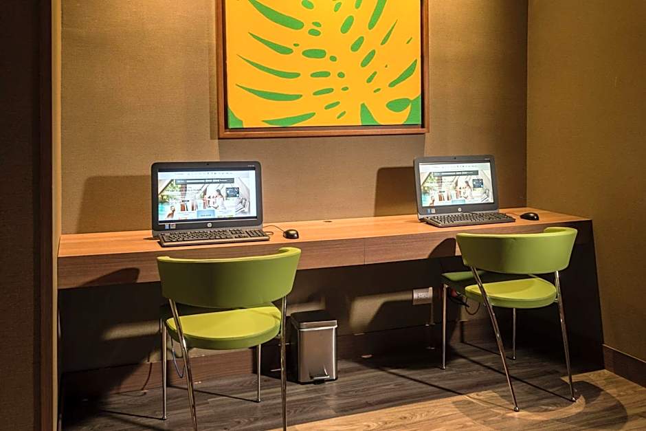 Hampton By Hilton Yopal