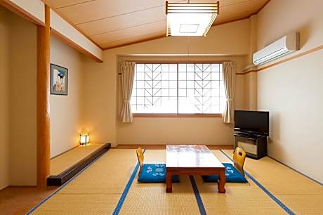 Japanese-Style Room with Shared Bathroom