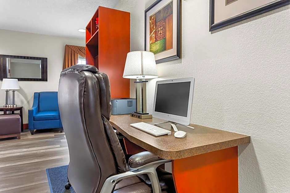 Quality Inn Near Interstate I94