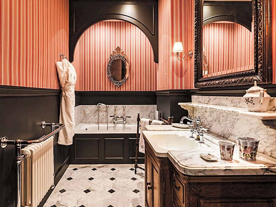 Abbaye des Vaux De Cernay un hotel Paris Society Collection