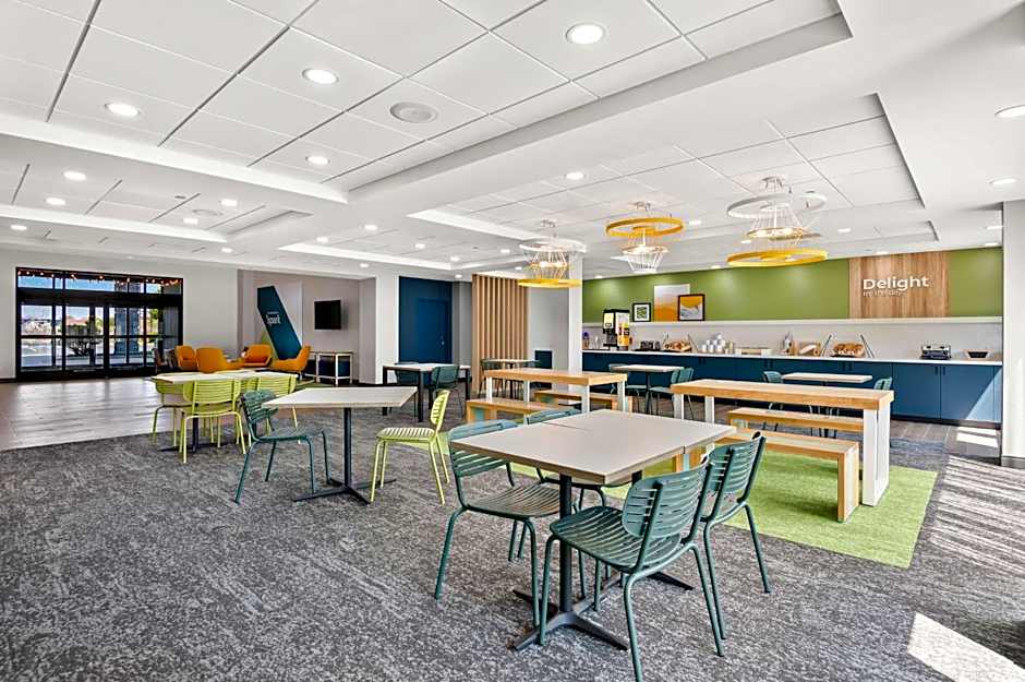 Spark by Hilton Lancaster Dutch Country