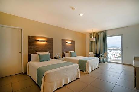 Studio with Sea View