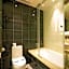 Royal Group Hotel Buo Ai Branch
