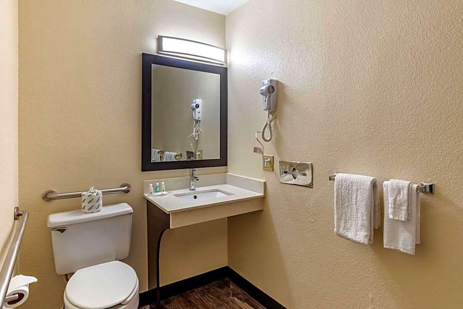 Quality Inn Duluth - Atlanta Northeast