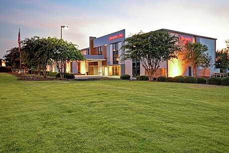 Hampton Inn Auburn