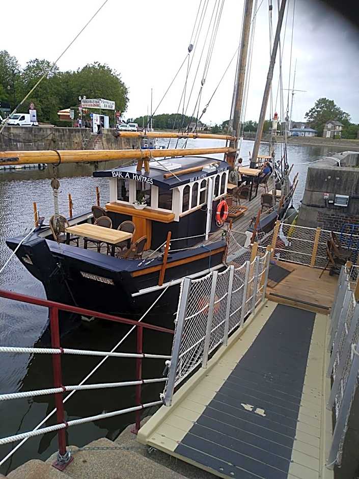 Lamaison du phare honfleur chambres d'hotes et jacuzzi privé
