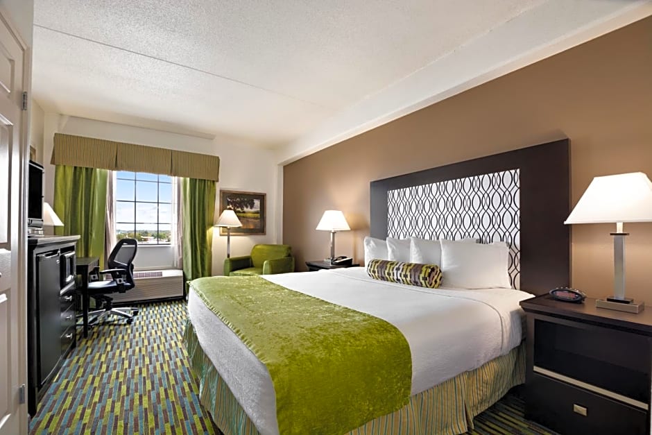 Wyndham Garden Wichita Downtown