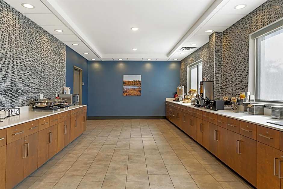 Best Western Plus Isanti