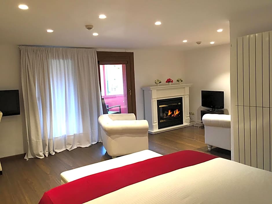 Hotel Del Lago