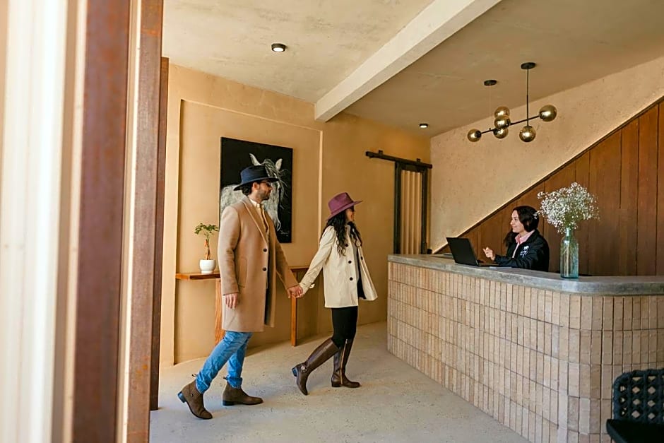 Equ Hotel Boutique