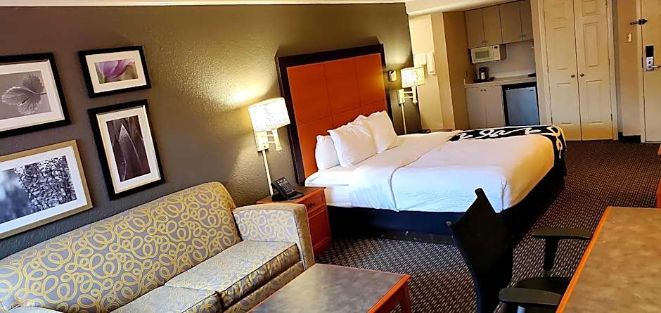 Days Inn by Wyndham Gainesville Florida