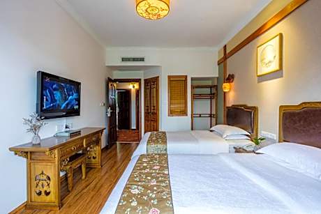 Twin Room with Balcony