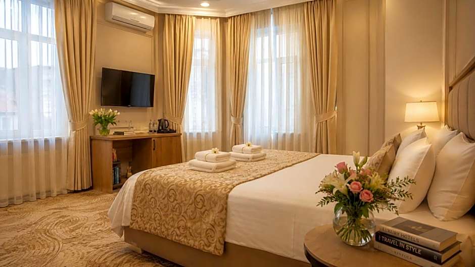 Premier Hotel