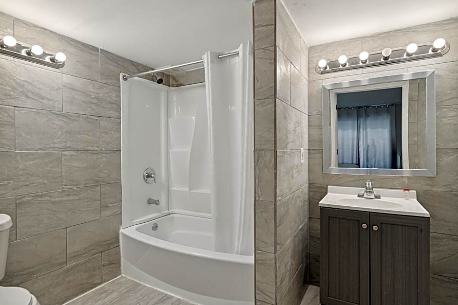 Miami Suites