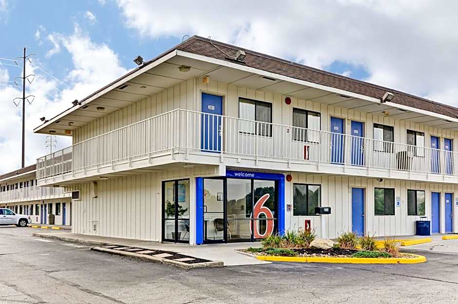 Motel 6 Pittsburgh - Crafton