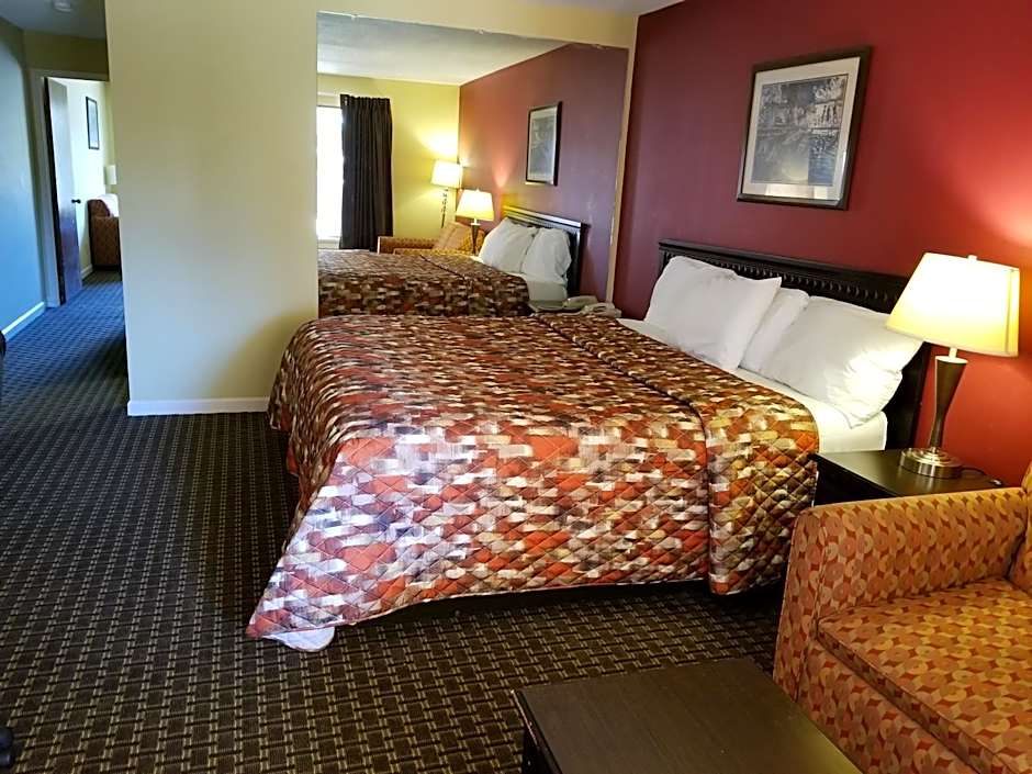 Royal Inn - Anniston