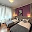 Yasha Hotel