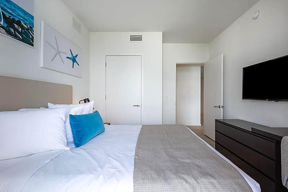 Hyde Beach House Hollywood Private Suites