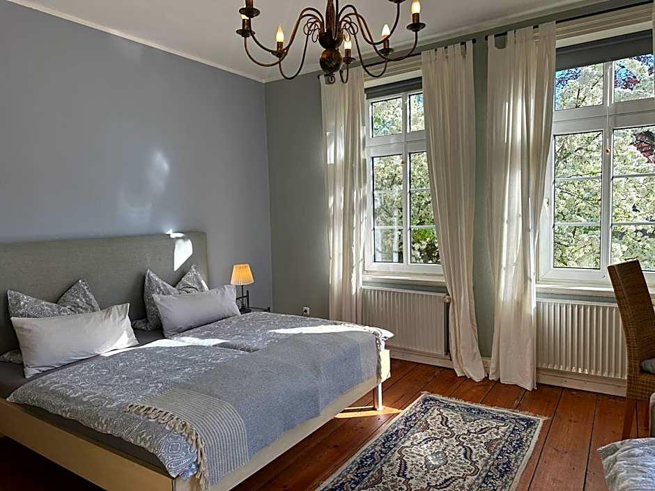 Photo 1 of 8 of Double Room