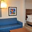 Holiday Inn Express & Suites Douglas By IHG