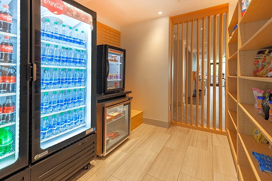 Holiday Inn Express and Suites Brunswick By IHG