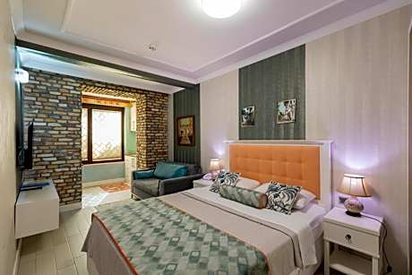 Economy Studio Apartment