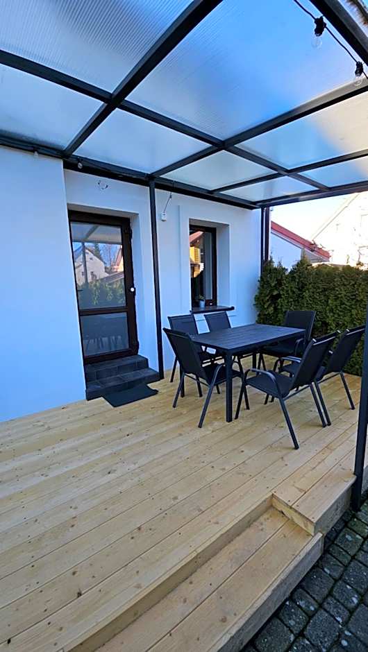 Kompleks Wypoczynkowy Pomerania z podgrzewanym basenem 30 metrów do morza