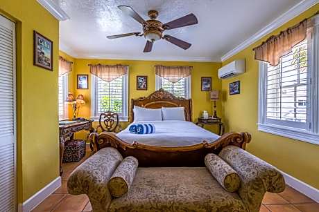 Havana Suite with Kitchenette