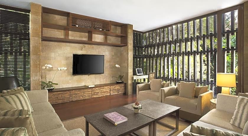 The Elysian Boutique Villa Hotel