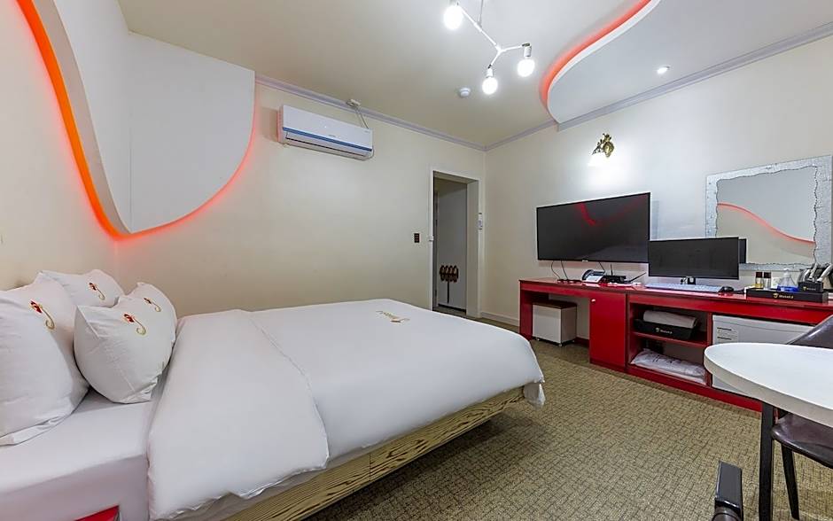 Jeongeup J Self check-in Motel