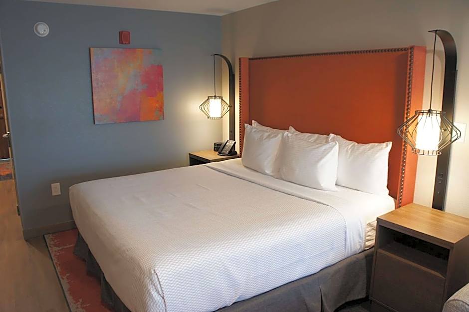 La Quinta Inn & Suites by Wyndham Perry