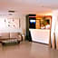 Travelbee Capitol Inn