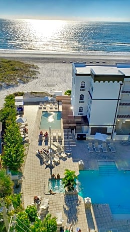 Barefoot Beach Club