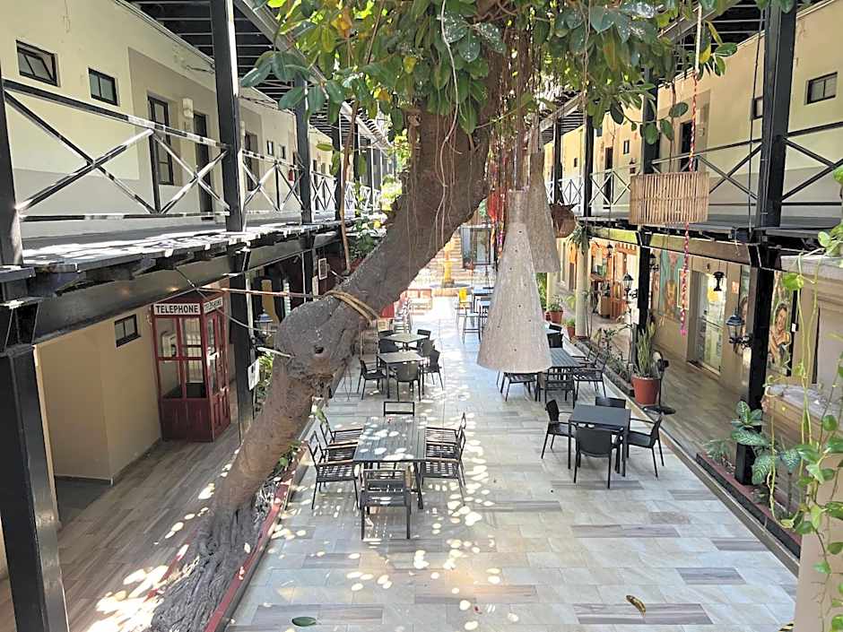 Hotel La Siesta