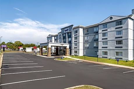 Spark by Hilton Kannapolis