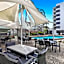 Aqualine Apartments On The Broadwater