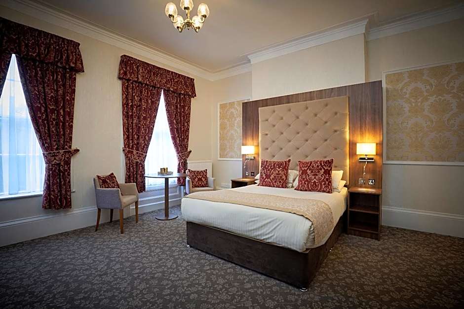 Kingston Theatre Hotel