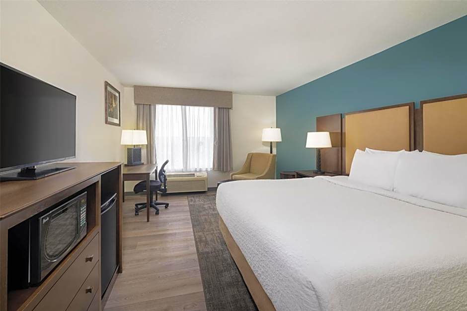 Best Western Plus Frontier Inn