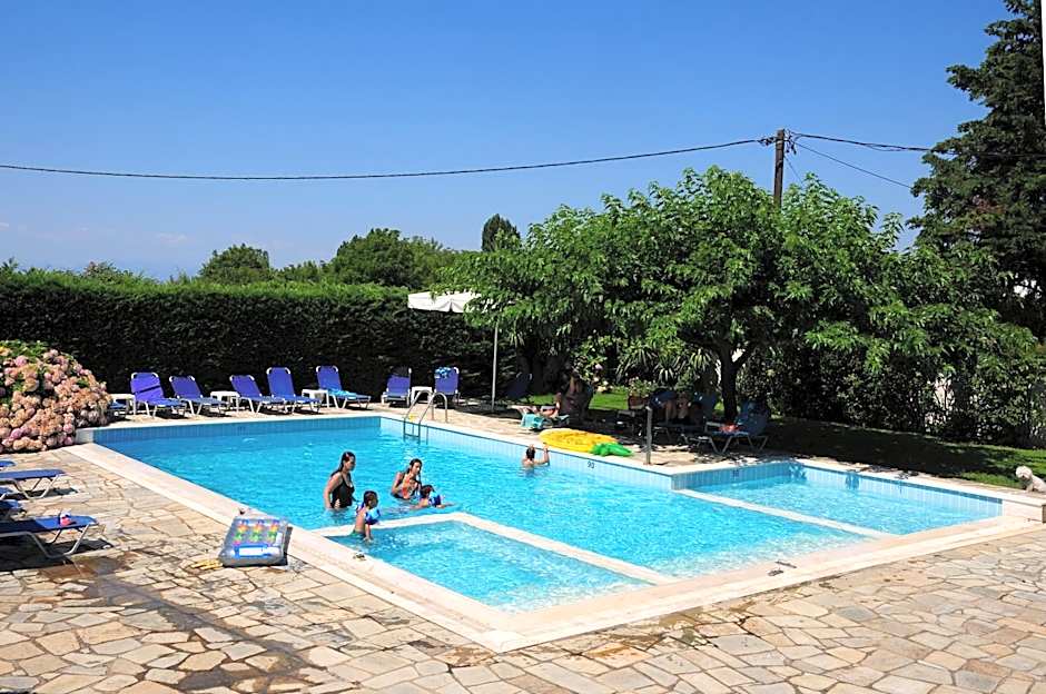 Palirria Hotel & Studios