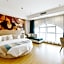 VX Wuxi Jiangyin High-tech Zone Panlongshan Park Hotel